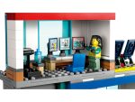 LEGO City 60371 - Hauptquartier der Rettungsfahrzeuge - Produktbild 08